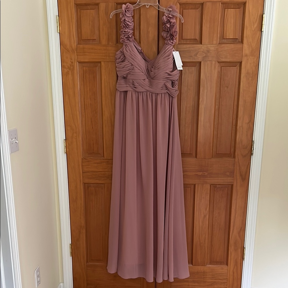 Elegant Mauve Sleeveless Gown